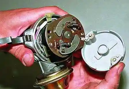 Ремонт датчика распределителя зажигания ВАЗ-2107 Снимаем ротор