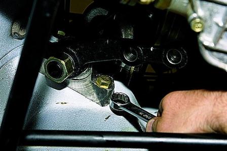 Ремонт и регулировка рулевого механизма автомобиля ВАЗ-21213