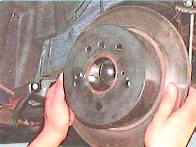 Ремонт заднего тормозного механизма Toyota Camry