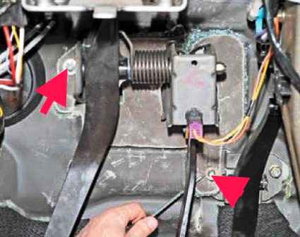 Replacing the vacuum brake booster Lada largus