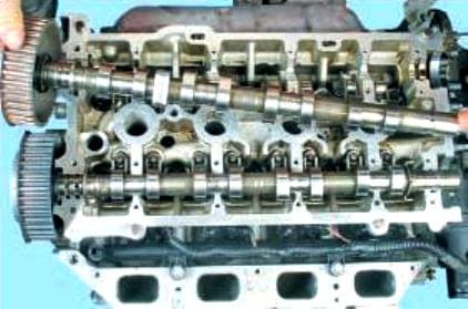 Зняття головки циліндрів двигун K4J,K4M