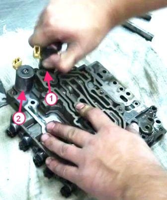 Repair of hydraulic distributor for automatic transmission DPO (AL4)