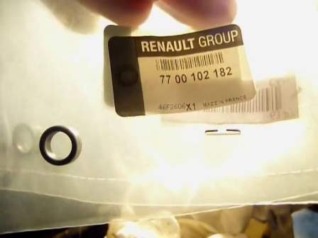 Renault Megane 2 автоматты беріліс қорабының гидротаратқышын алып тастау және орнату