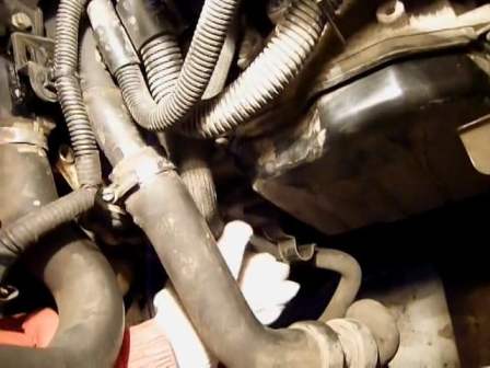 Removing and installing hydraulic distributor for automatic transmission Renault Megane 2