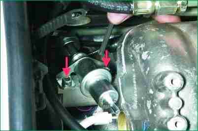 Проверка и замена регулятора давления топлива Niva Chevrolet