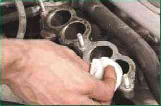 Replacing the gasket of the receiver of the Niva Chevrolet