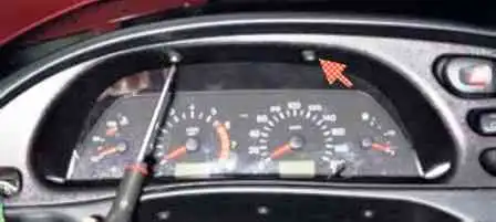 Снятие и установка комбинации приборов Niva Chevrolet Снятие и установка комбинации приборов Niva Chevrolet