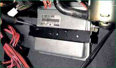 Снятие и установка контроллера Niva Chevrolet