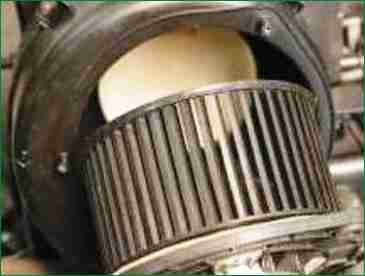 Niva Chevrolet heater motor replacement