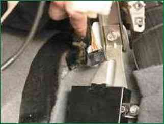 Removing and installing instrument panel Niva Chevrolet