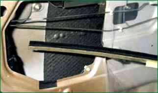 Disassembly of the rear door Niva Chevrolet