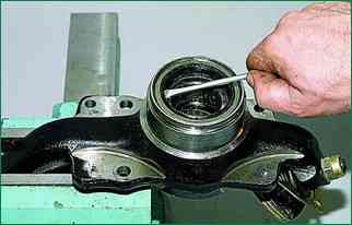 Niva Chevrolet front wheel bearing replacement