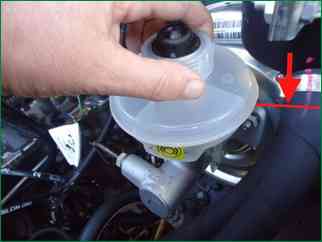 Замена тормозной жидкости Niva Chevrolet