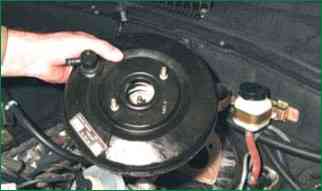 How to replace a Niva Chevrolet brake booster
