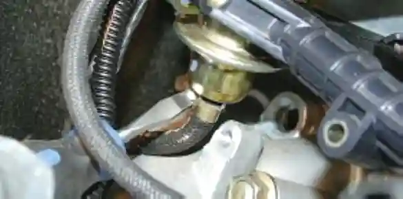 Снятие и установка топливной рампы УАЗ Патриот Снятие и установка топливной рампы УАЗ Патриот