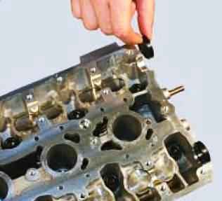 Ремонт головки блока цилиндров двигателя ВАЗ-21126 