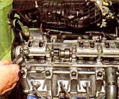 Снятие и установка распределительного вала двигателя ВАЗ-21114
