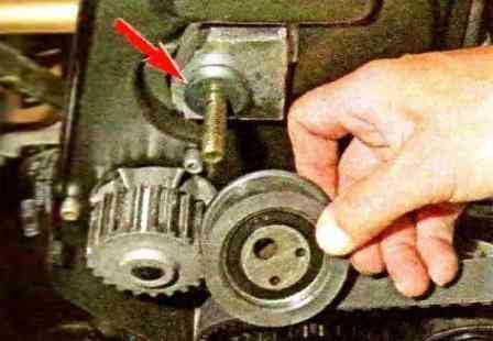 Как проверить и заменить ремень ГРМ двигателя ВАЗ-21114