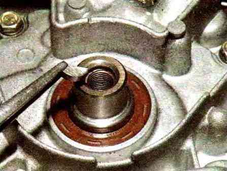 Заміна сальників колінчастого валу двигуна ВАЗ-21114