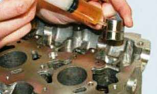 So ersetzen Sie die hydraulischen Kompensatoren des VAZ-21126-Motors