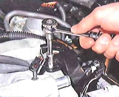 Як замінити прокладку кришки та головки блоку циліндрів 2AZ- FE Toyota Camry
