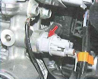 Reemplazo del sensor e interruptor de Toyota Camry