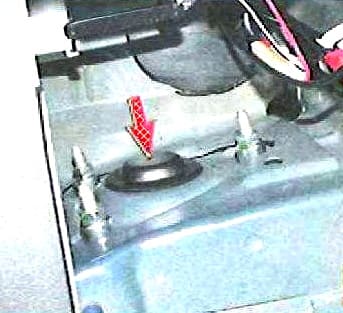 Verificación e instalación de la suspensión trasera de Toyota Camry