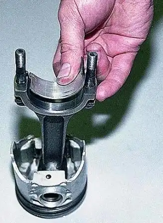 установлены сталеалюминиевые вкладыши