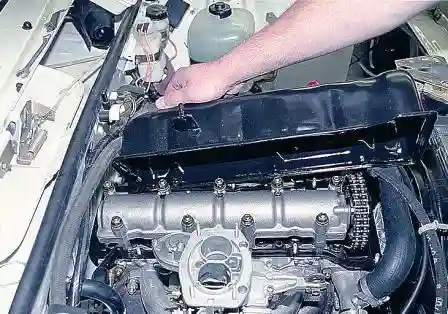 и прокладку крышки