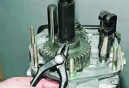 Ремонт коробки передач автомобиля ВАЗ-2107