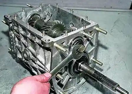 Ремонт коробки передач автомобиля ВАЗ-2107