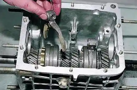 Ремонт коробки передач автомобиля ВАЗ-2107