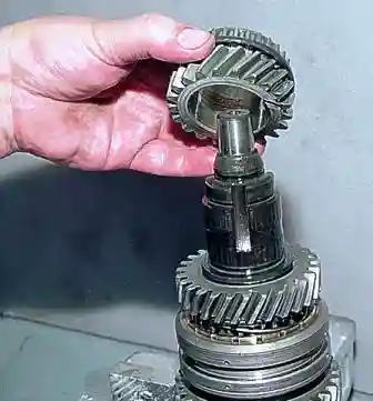 Ремонт коробки передач автомобиля ВАЗ-2107