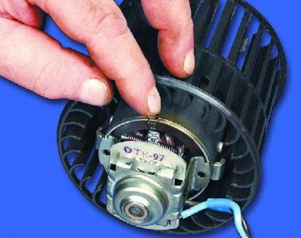 Как разобрать вентилятор отопителя ВАЗ-2109