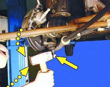 Как заменить шаровой шарнир передней подвески ВАЗ-2109