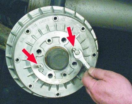 Как заменить тормозные колодки ВАЗ-2109