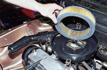 Замена фильтров карбюраторного двигателя ВАЗ-2110 