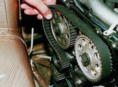 Замена ремня привода ГРМ двигателя ВАЗ-2112 автомобиля ВАЗ-2110