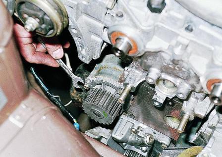 Замена насоса охлаждающей жидкости двигателя ВАЗ-2112