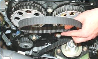Замена ремня ГРМ и натяжного ролика ВАЗ-2110 с двигателем ВАЗ-21124