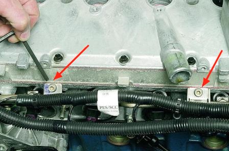 Снятие и проверка рампы и форсунок двигателя ВАЗ-21124