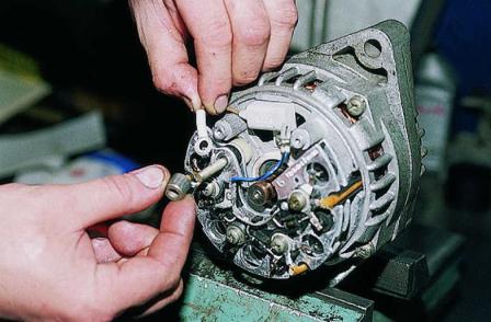 Снятие и ремонт генератора 9412.3701