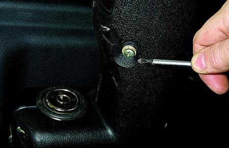 Замена подрулевого переключателя автомобиля ВАЗ-21213, ВАЗ-21214