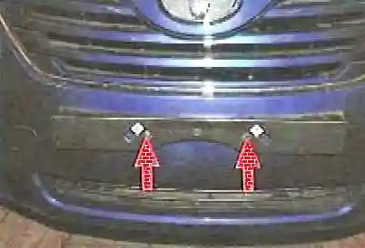 Toyota Camry алдыңғы бамперін қалай алып тастауға болады Toyota Camry алдыңғы бамперін қалай алып тастауға болады