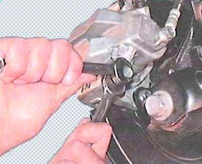 Reparación del freno trasero de Toyota Camry