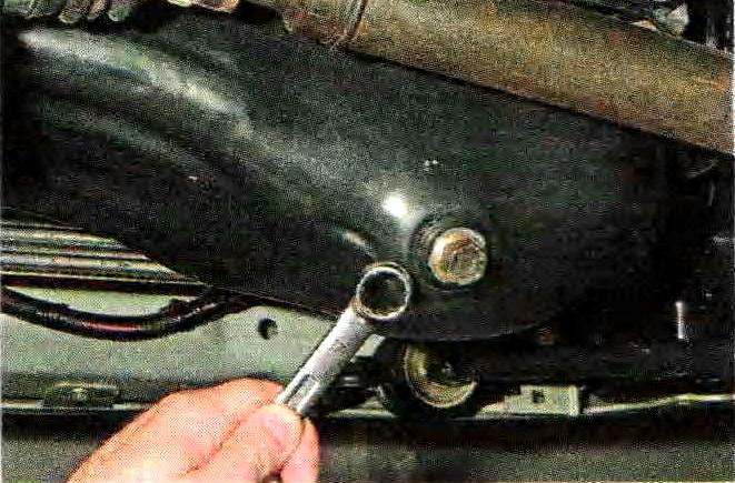 How to remove and install the oil receiver of the VAZ-21114 engine