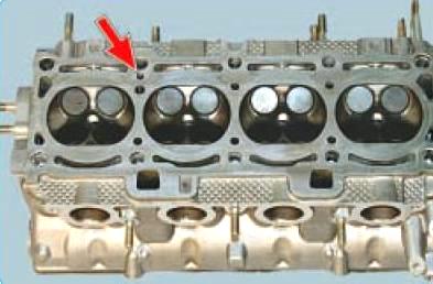 Reparatur des Zylinderkopfs des VAZ-21126 Motor
