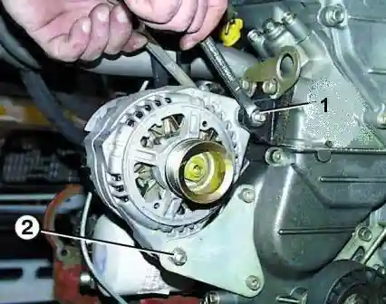 Замена генератора 9422.3701. Замена щеток Замена генератора 9422.3701. Замена щеток