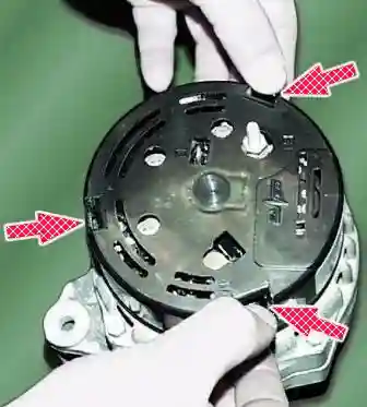 Замена генератора 9422.3701. Замена щеток Замена генератора 9422.3701. Замена щеток