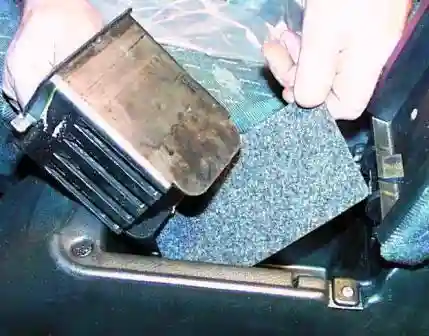 Снятие центральной консоли ГАЗ-3110